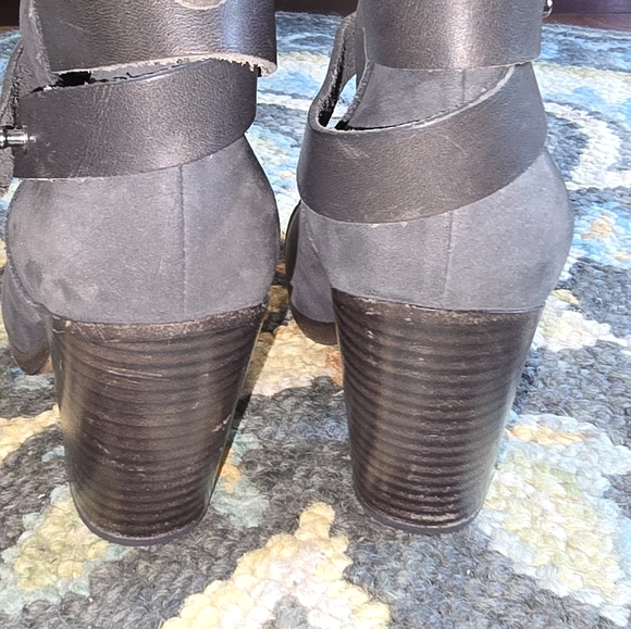 Size 7 Rag and Bone Harrow Booties - Picture 4 of 6